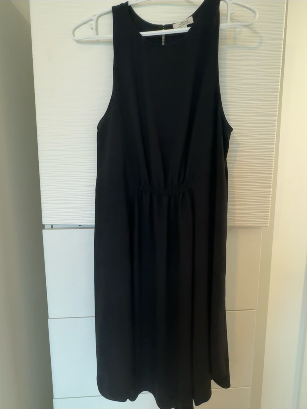 Wilfred Black Sleeveless Midi Dress